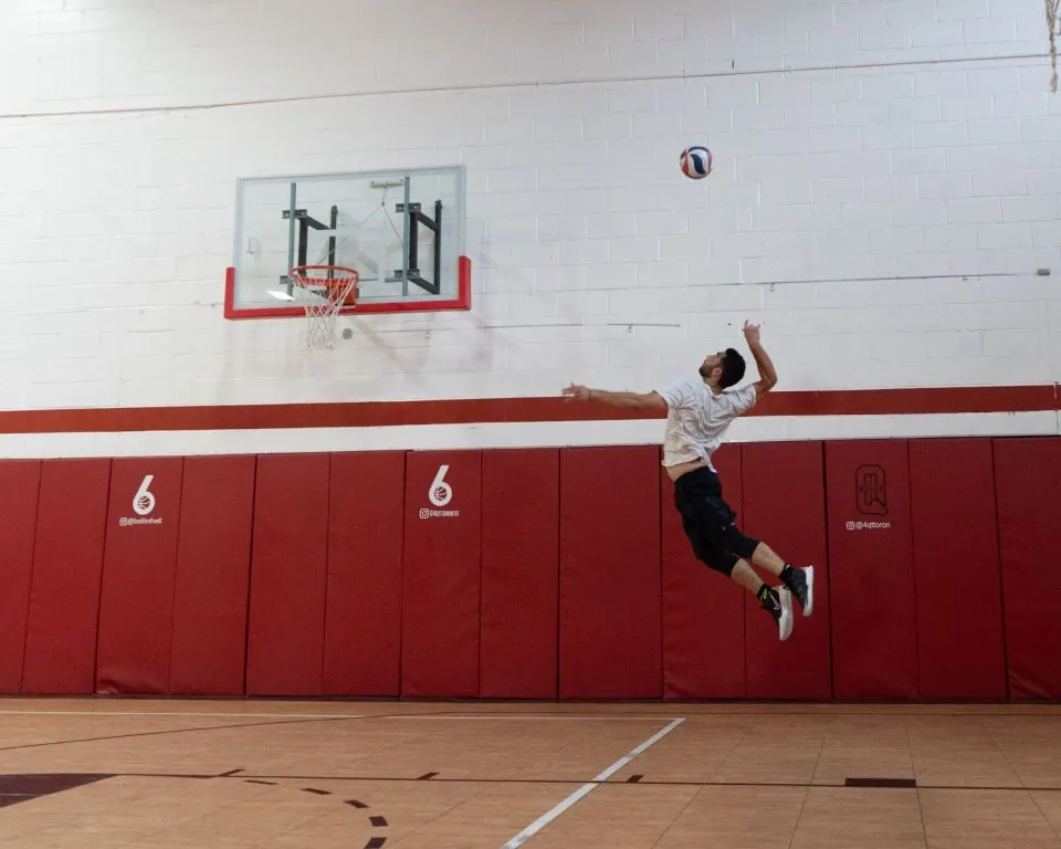 8 Tips for Improving Your Volleyball Serve