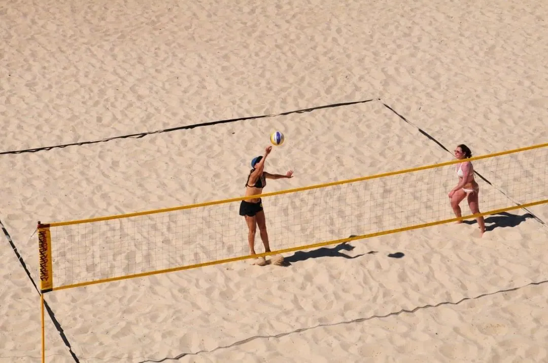 A Guide to Proper Volleyball Passing Techniques