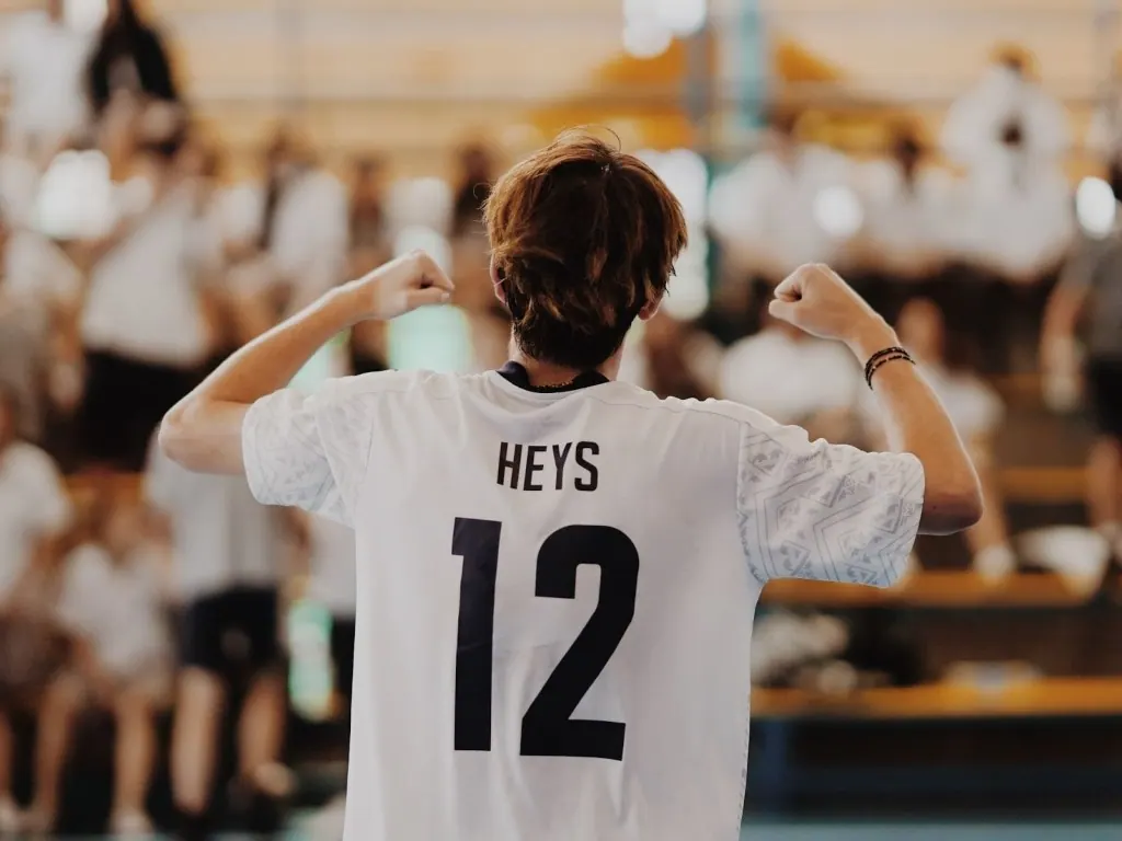 Effective Communication on the Volleyball Court: Tips for Building Strong Connections
