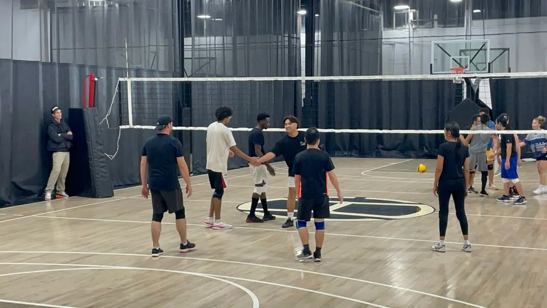 How to play Volleyball Through Javelin